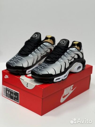 Кроссовки мужские nike air max tn plus