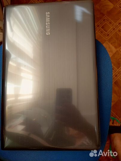 Ноутбук Samsung NP355V5C