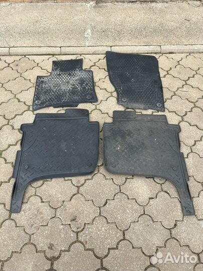 Коврики резиновые Touareg NF