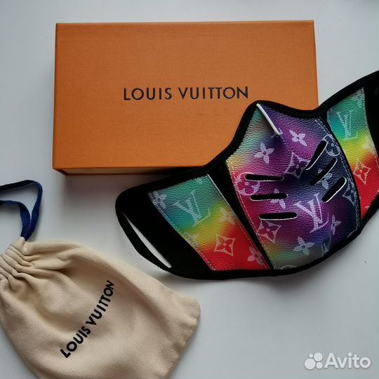Маска Louis Vuitton