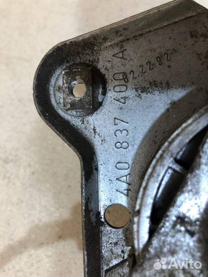 Стеклоподъемник механ. передний левый Audi 100 C4