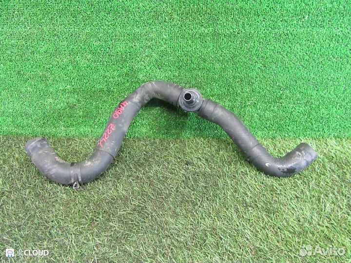 Патрубок радиатора на mitsubishi colt Z22A 4A90