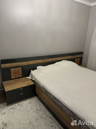 Спальный гарнитур бу