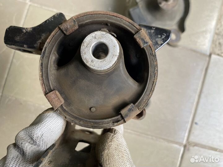 Комплект подушек двигателя фит gd3