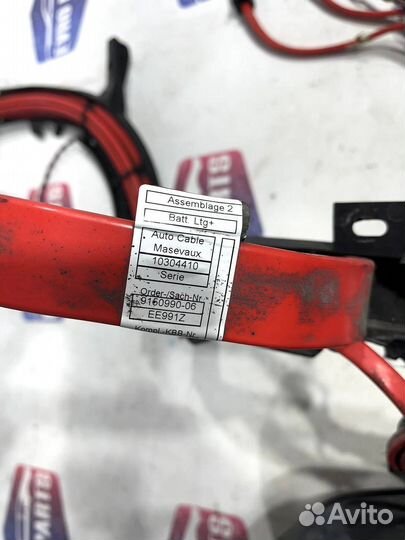 Плюсовой провод по днищу BMW F10 F11