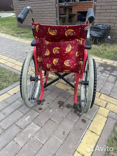 Коляска инвалидная детская