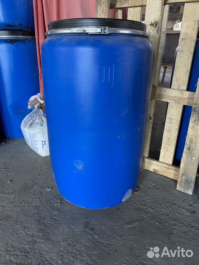 Бочки пластиковые 227 л бу