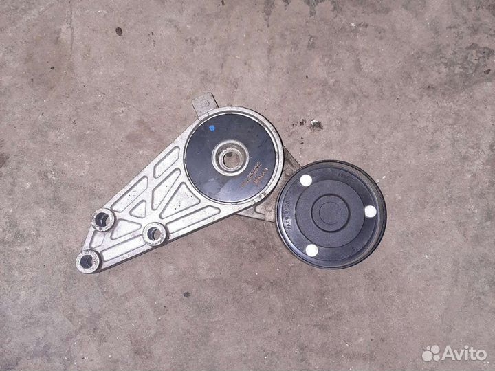 Натяжитель приводного ремня volkswagen passat b5