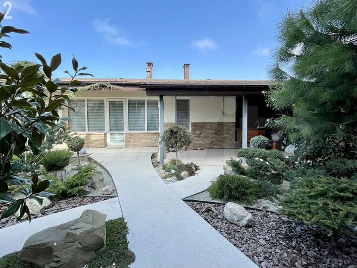 Дом 108 м² на участке 2 сот.