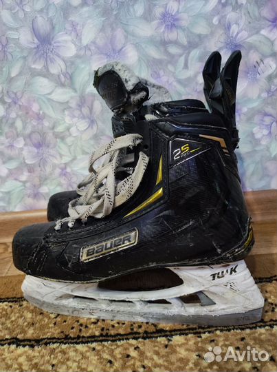 Продаются хоккейные коньки bauer 2s pro