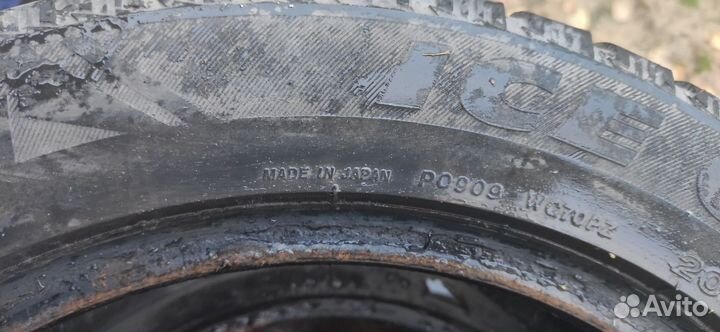 Bridgestone Ice Cruiser 7000 205/55 R16