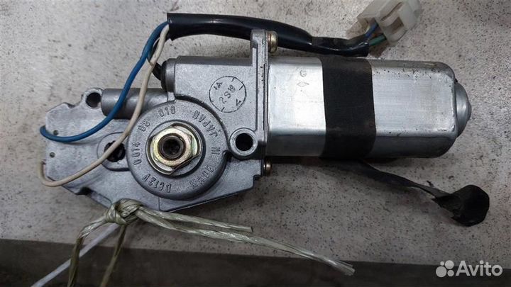 Моторчик люка Mitsubishi Pajero, Montero 2 1991-2