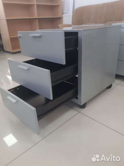 Тумба, тумба металлическая, тумба на колёсах