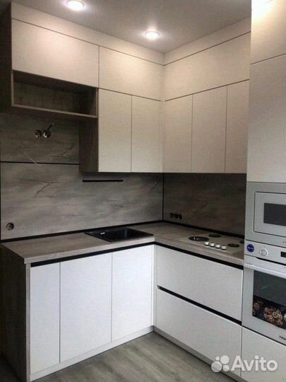 Кухни на заказ / Угловая кухня