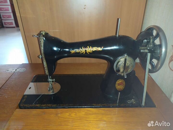 Швейная машина Подольск