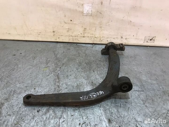 Рычаг подвески передний правый Peugeot 406