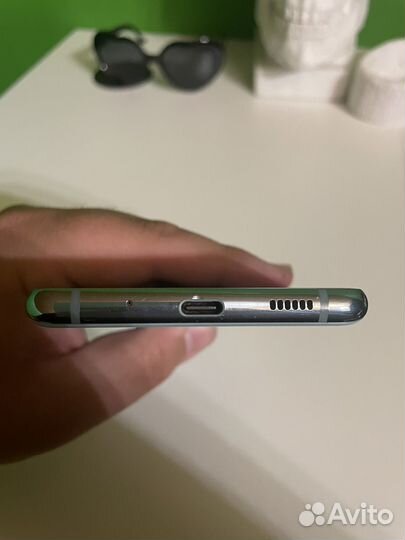 Телефон samsung s20 FE