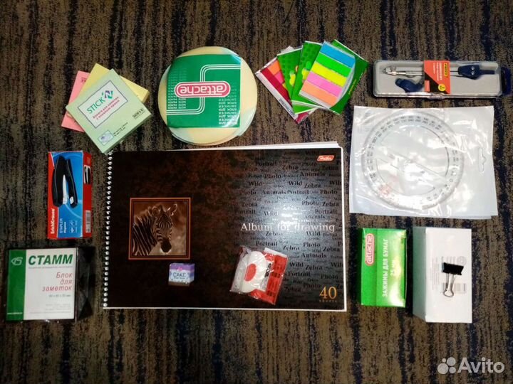 Канцелярия: зажимы доя бумаг, степлер, бумага для