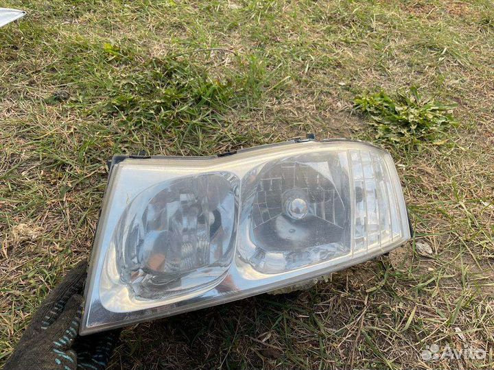 Фара Nissan Cedric Gloria y34 xenon