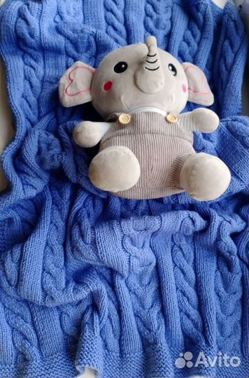 Плед детский вязаный