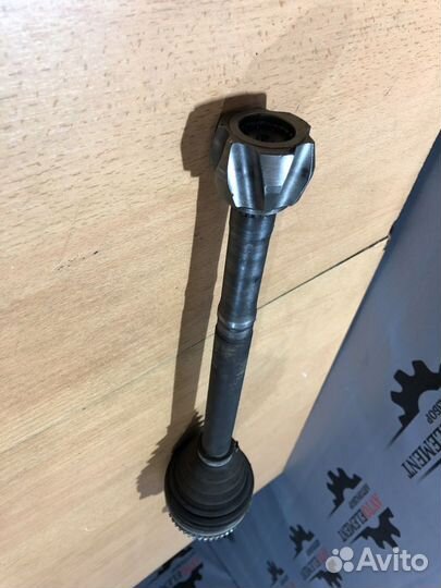 Привод левый (полуось) Chevrolet Lacetti