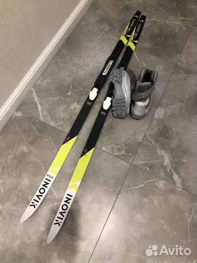 Беговые лыжи