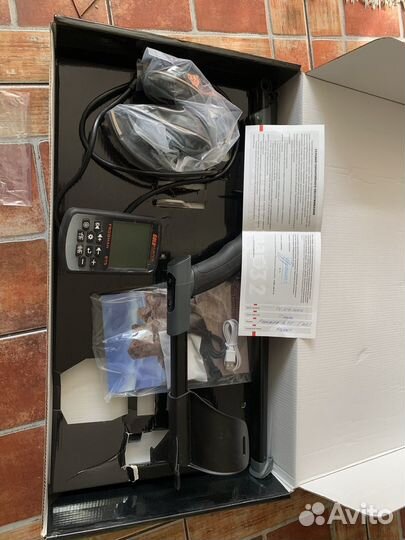 Металлоискатель Gold Hunter B75