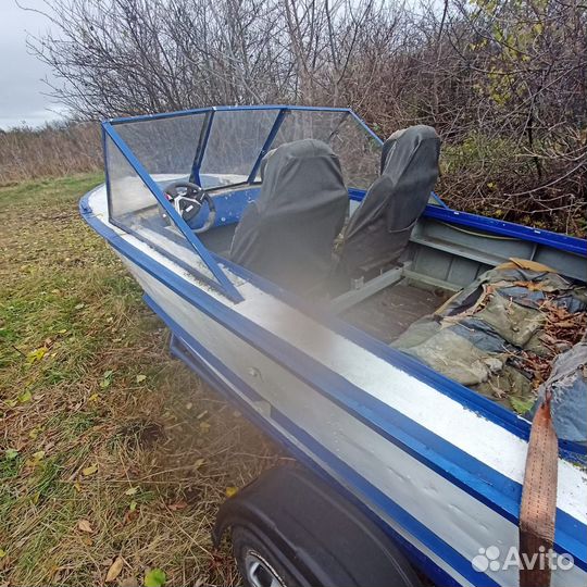 Продажа лодки с мотором