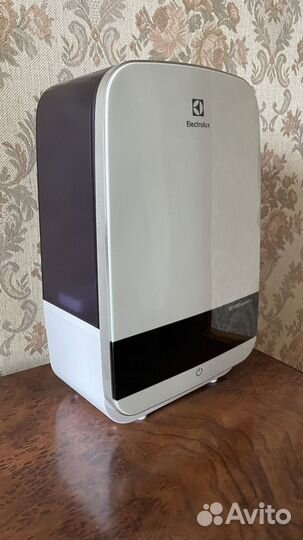 Увлажнитель Electrolux