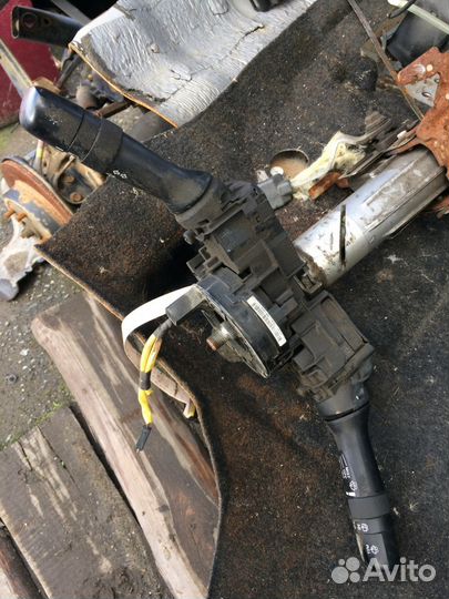 Переключатель подрулевой для Toyota RAV 4 06-13