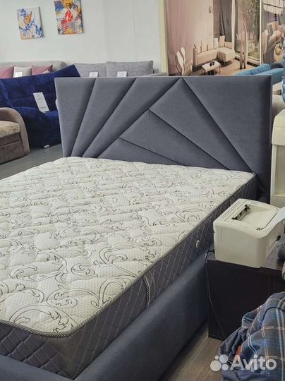 Кровать двухспальная 160х200 Гриф