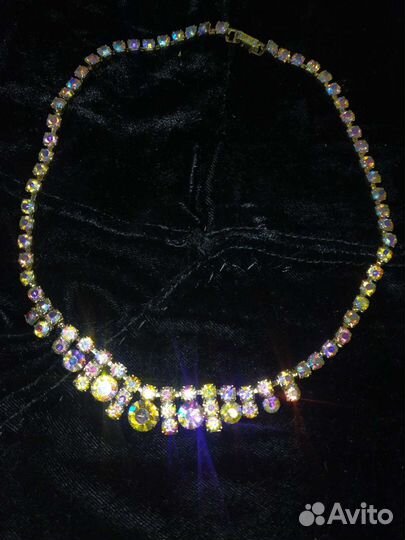 Винтажные украшения с камнями Аврора Бориалес Чехи