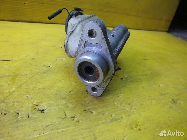 Главный тормозной цилиндр