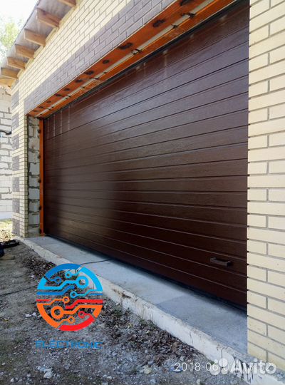 Секционные ворота