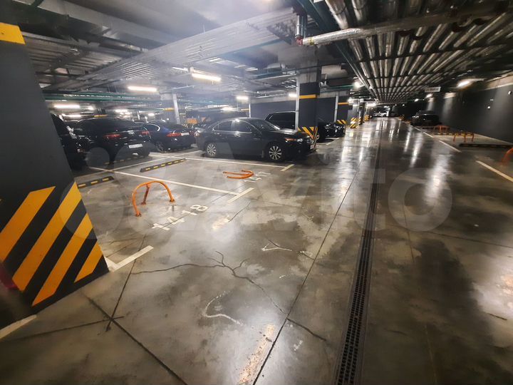 Машиноместо, 15 м²