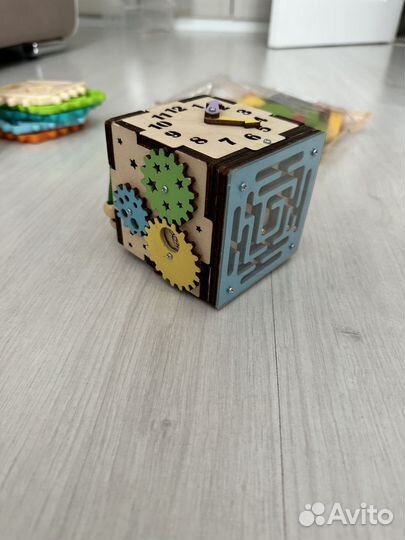 Развивающие игрушки от 6 месяцев