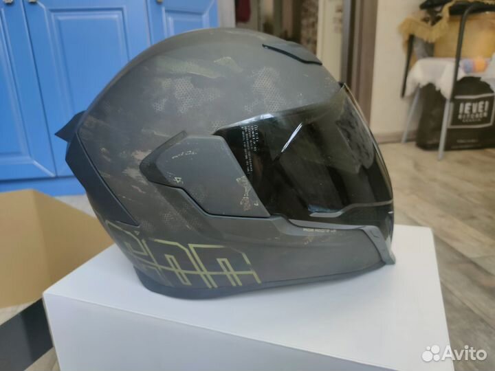 Топовый шлем Icon Airflite Mips Demo