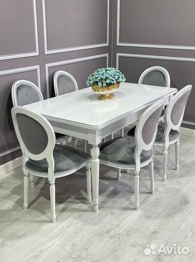 Стол и стулья от производителя. В наличии
