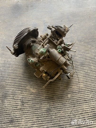 Продам тнвд 4M40 Mitsubishi Canter 2,8л