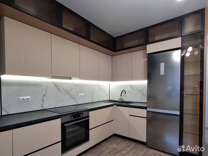 Кухонный гарнитур угловой новый