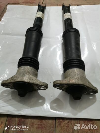 Амортизаторы и пружины задней подвески Kia Ceed