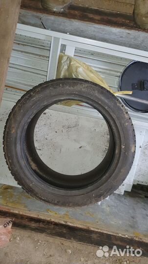 Kumho I'Zen KW27 235/45 R17
