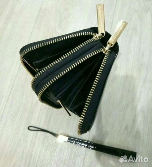 Новый кожаный кошелёк