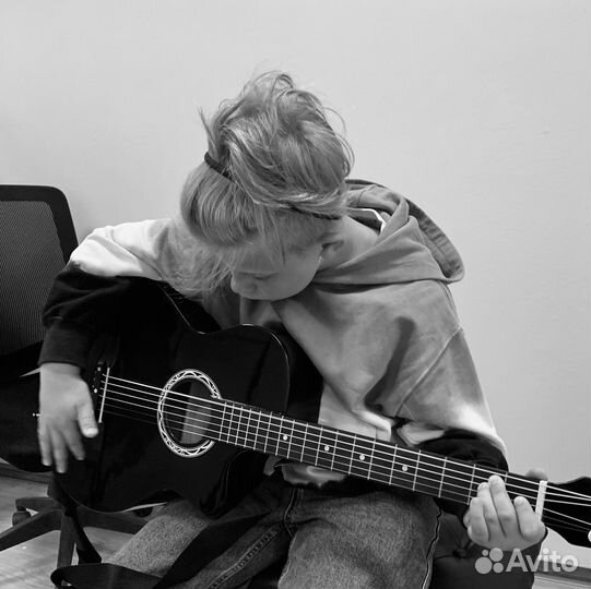 Обучение игре на гитаре, фортепиано, виолончели