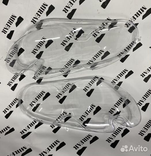 Левое стекло фары Bentley Continental GT 2011-2017