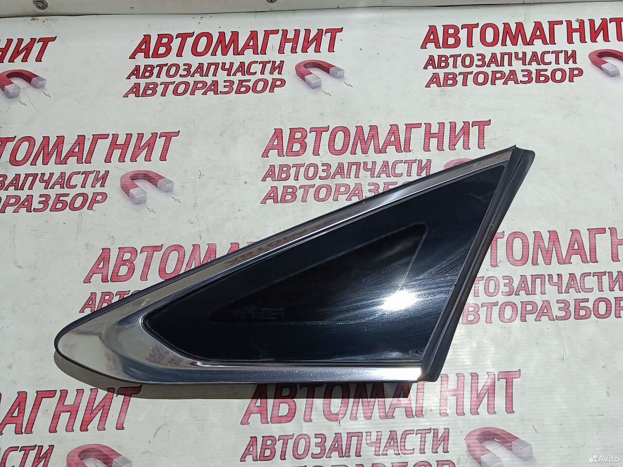 Форточка задняя правая Хендай Соната 7 LF