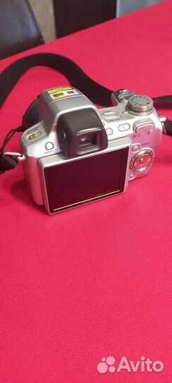 Фотоаппарат sony DSC-H50