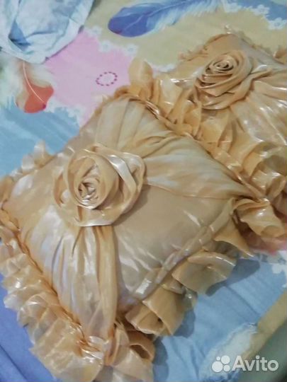 Новый подушка