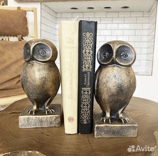 Статуэтка упор держатель книг кролик