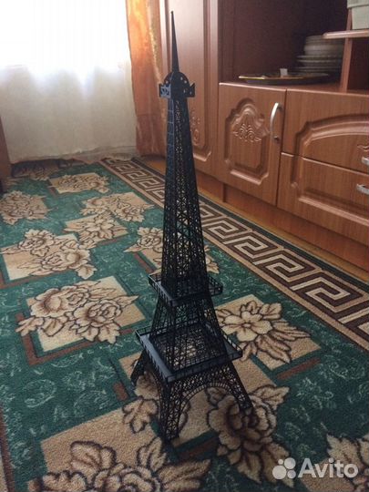 Эйфелева башня